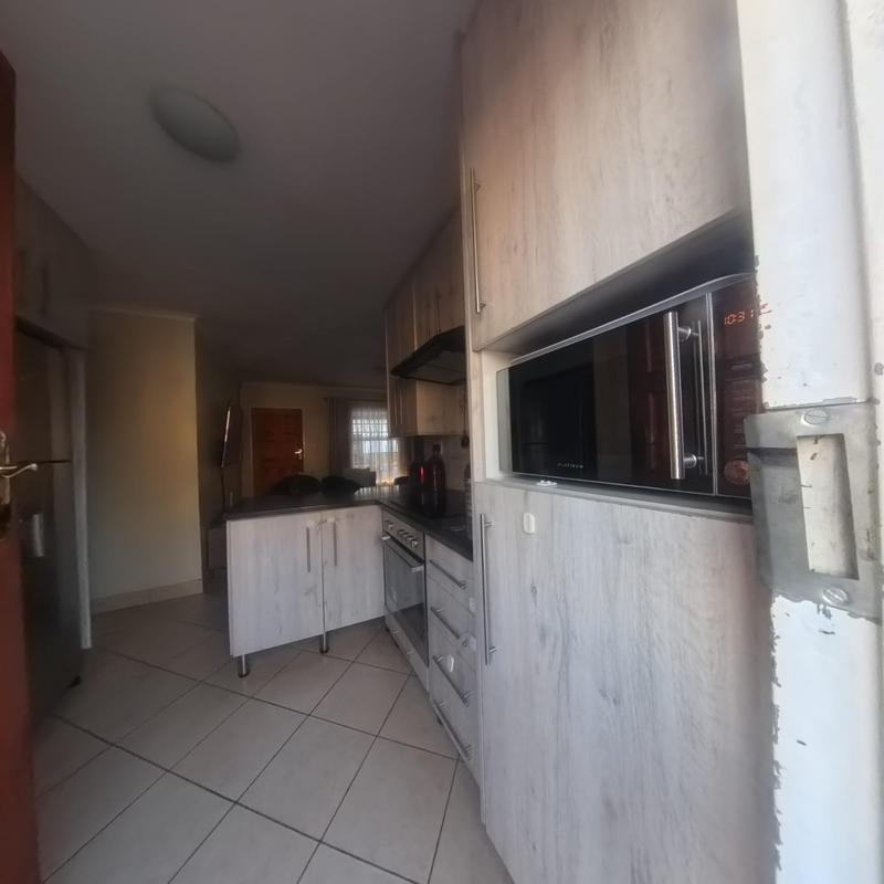 To Let 3 Bedroom Property for Rent in Kirkney Gauteng