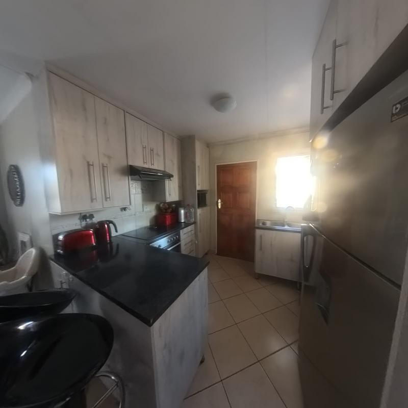 To Let 3 Bedroom Property for Rent in Kirkney Gauteng