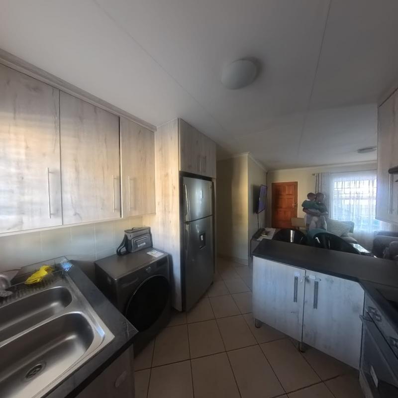 To Let 3 Bedroom Property for Rent in Kirkney Gauteng