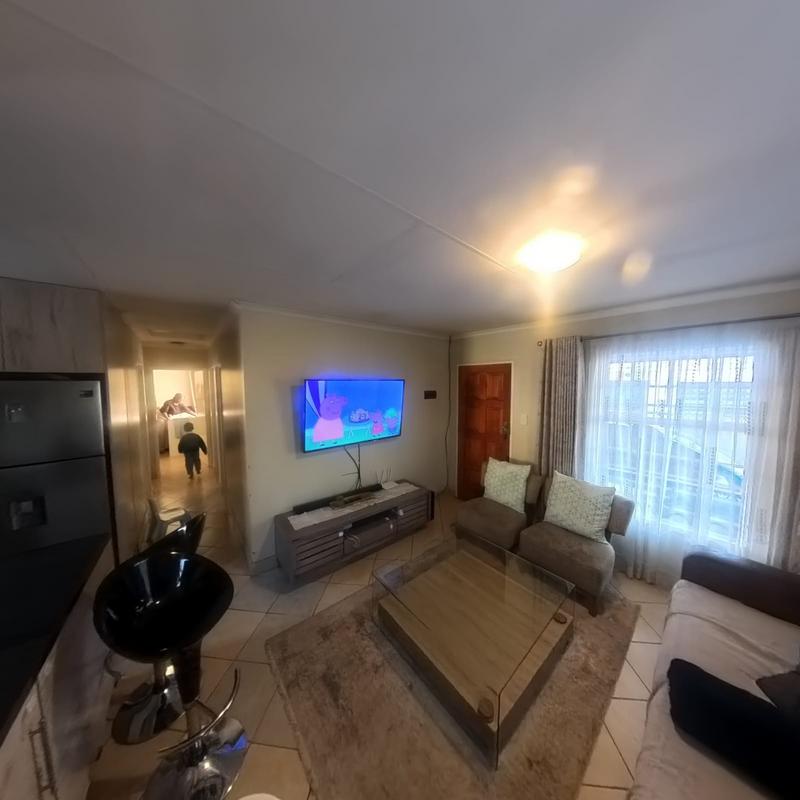 To Let 3 Bedroom Property for Rent in Kirkney Gauteng