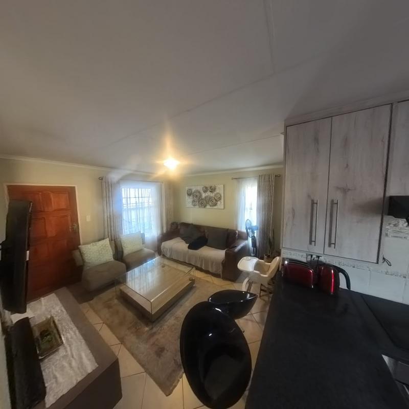 To Let 3 Bedroom Property for Rent in Kirkney Gauteng