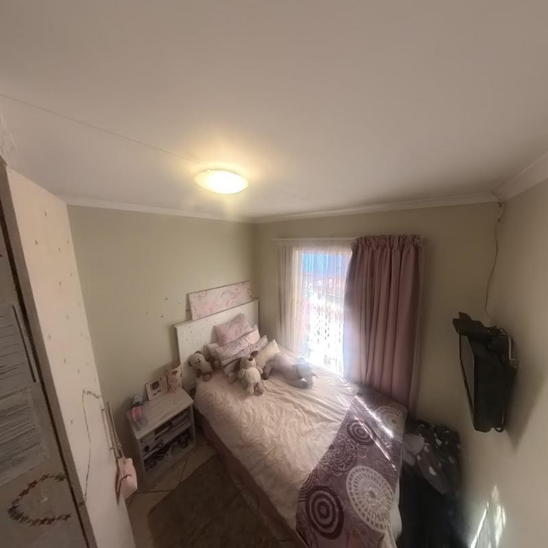 To Let 3 Bedroom Property for Rent in Kirkney Gauteng