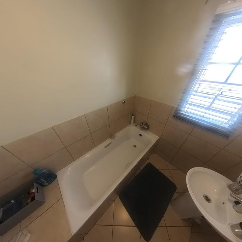 To Let 3 Bedroom Property for Rent in Kirkney Gauteng