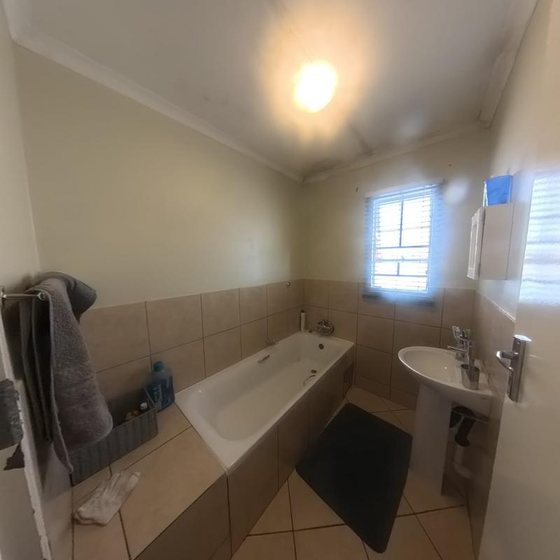 To Let 3 Bedroom Property for Rent in Kirkney Gauteng