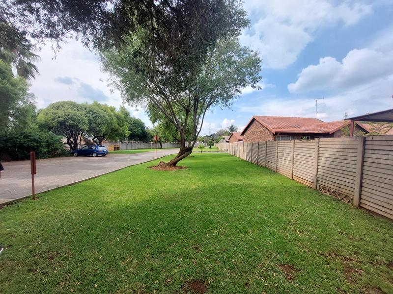 2 Bedroom Property for Sale in Highveld Gauteng