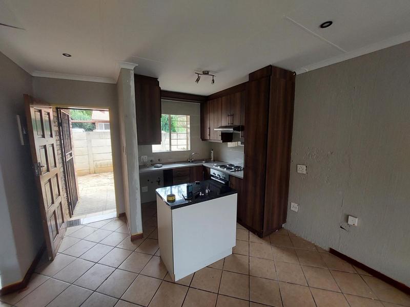 2 Bedroom Property for Sale in Highveld Gauteng
