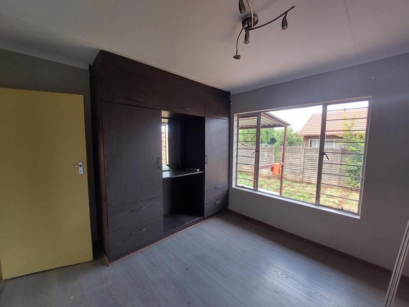 2 Bedroom Property for Sale in Highveld Gauteng