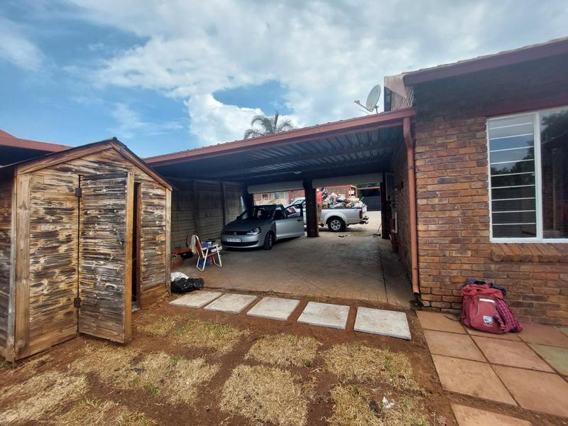 2 Bedroom Property for Sale in Highveld Gauteng
