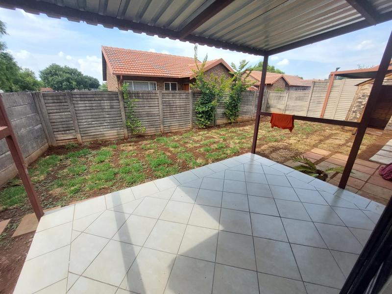 2 Bedroom Property for Sale in Highveld Gauteng