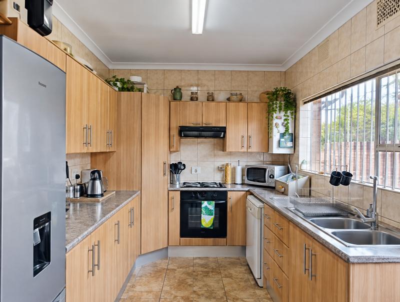 3 Bedroom Property for Sale in Petersfield Gauteng