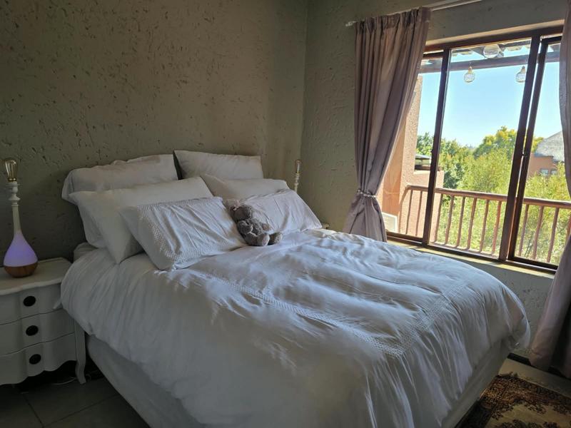 1 Bedroom Property for Sale in Sunninghill Gauteng