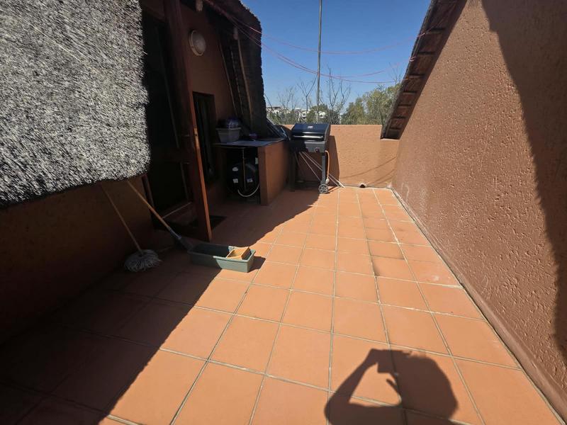 1 Bedroom Property for Sale in Sunninghill Gauteng