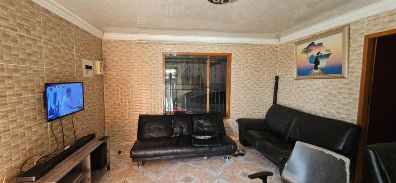 2 Bedroom Property for Sale in Mabopane Unit M Gauteng