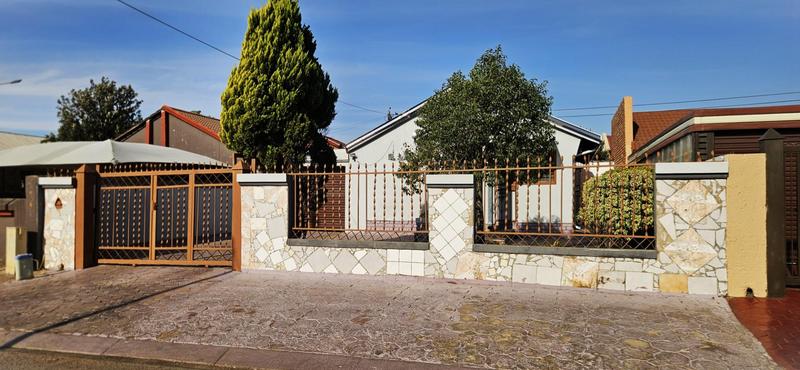 2 Bedroom Property for Sale in Mabopane Unit M Gauteng