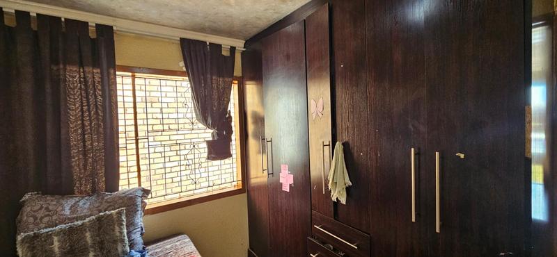 2 Bedroom Property for Sale in Mabopane Unit M Gauteng