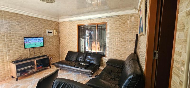 2 Bedroom Property for Sale in Mabopane Unit M Gauteng