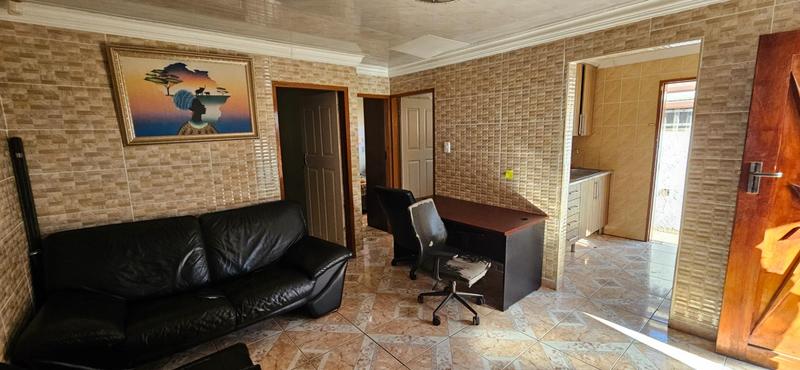 2 Bedroom Property for Sale in Mabopane Unit M Gauteng