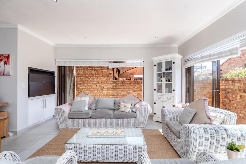 To Let 2 Bedroom Property for Rent in Sunward Park Gauteng