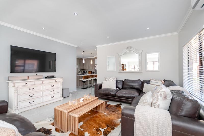 To Let 2 Bedroom Property for Rent in Sunward Park Gauteng
