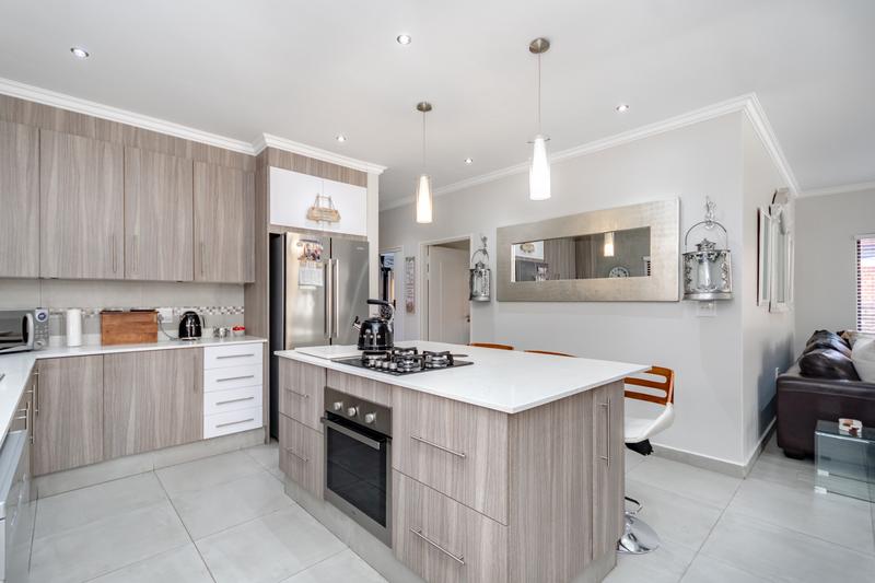 To Let 2 Bedroom Property for Rent in Sunward Park Gauteng