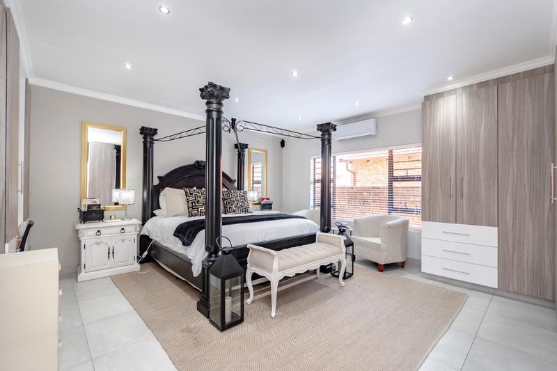 To Let 2 Bedroom Property for Rent in Sunward Park Gauteng