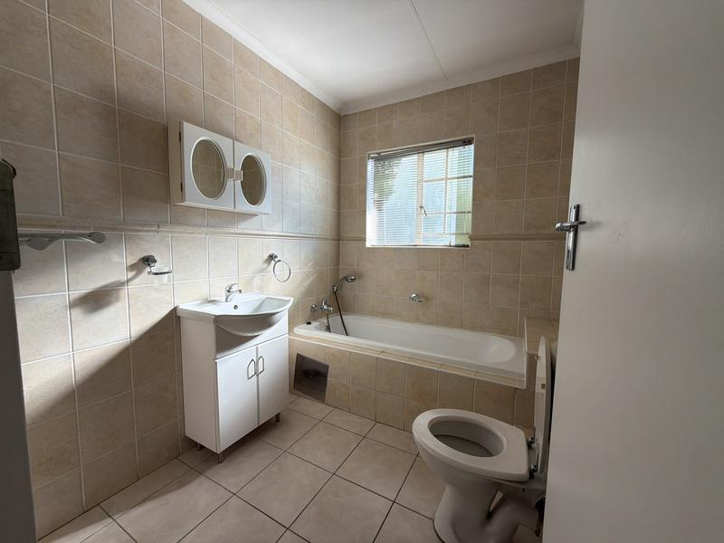 To Let 3 Bedroom Property for Rent in Benoni Gauteng
