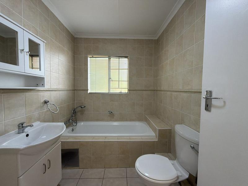 To Let 3 Bedroom Property for Rent in Benoni Gauteng
