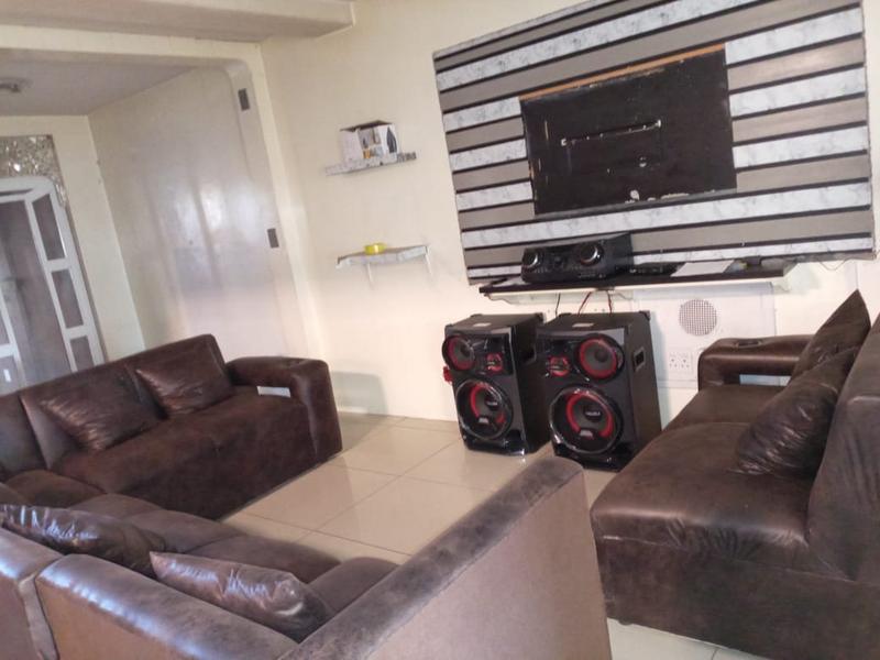 3 Bedroom Property for Sale in Chrisville Gauteng