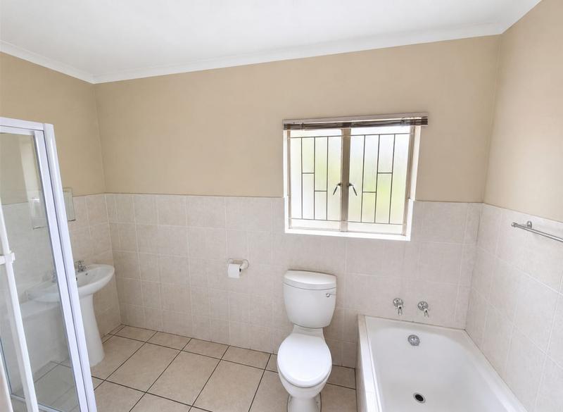3 Bedroom Property for Sale in Kosmosdal Gauteng