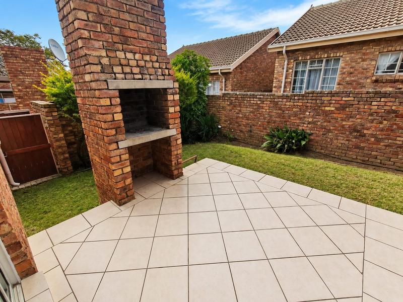 2 Bedroom Property for Sale in Amberfield Gauteng