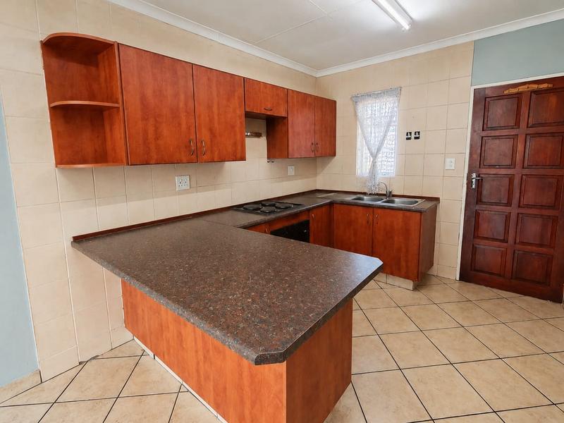 2 Bedroom Property for Sale in Amberfield Gauteng