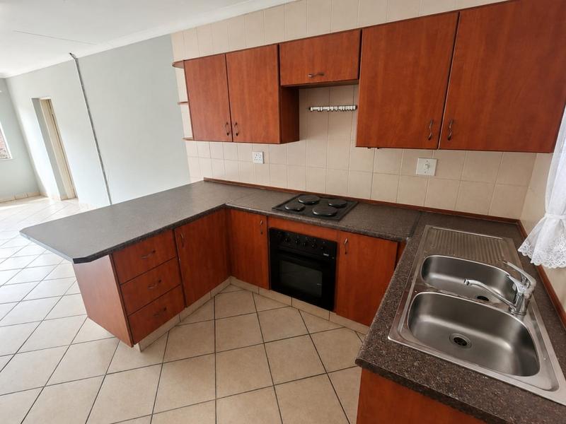 2 Bedroom Property for Sale in Amberfield Gauteng