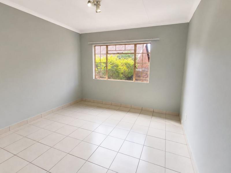 2 Bedroom Property for Sale in Amberfield Gauteng