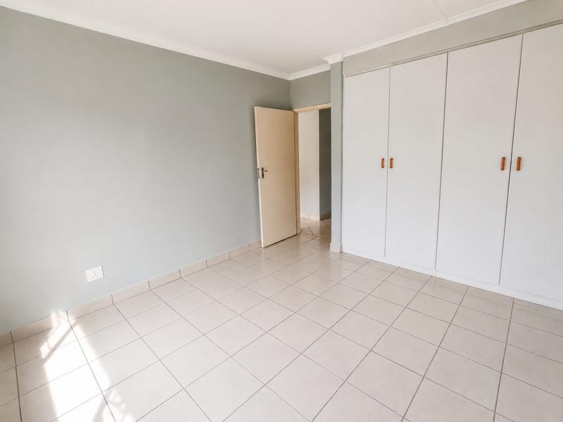 2 Bedroom Property for Sale in Amberfield Gauteng