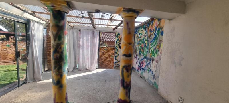 2 Bedroom Property for Sale in Wierdaglen Estate Gauteng