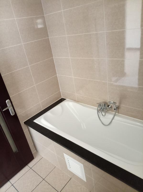To Let 1 Bedroom Property for Rent in Blue Hills Gauteng