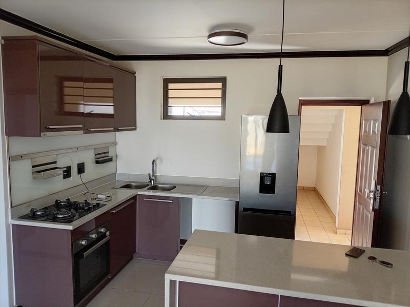 To Let 1 Bedroom Property for Rent in Blue Hills Gauteng