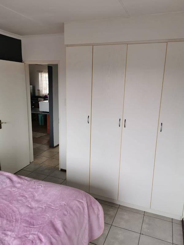 To Let 2 Bedroom Property for Rent in Kleinfontein Gauteng