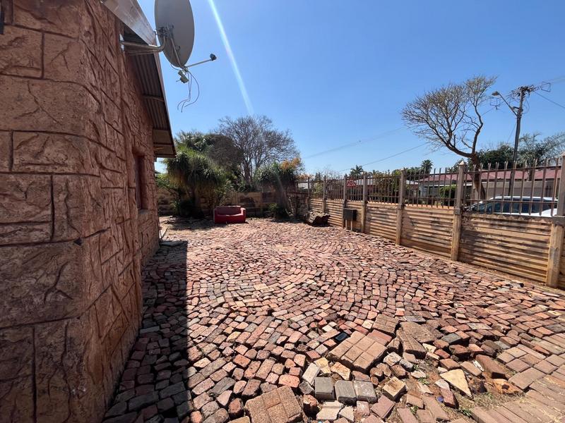 9 Bedroom Property for Sale in Pretoria North Gauteng