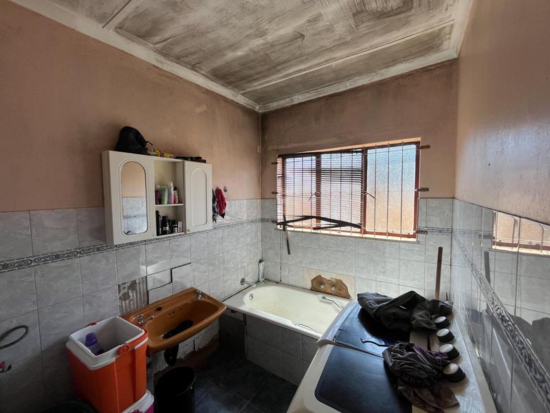 9 Bedroom Property for Sale in Pretoria North Gauteng