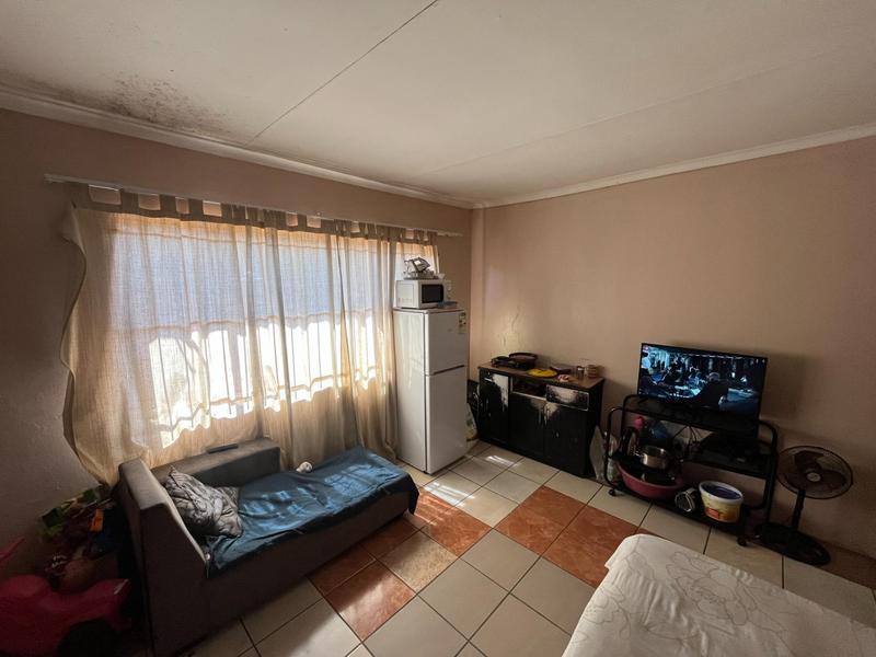 9 Bedroom Property for Sale in Pretoria North Gauteng