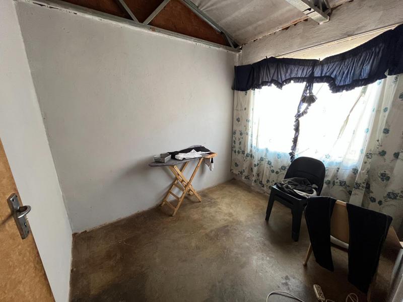 5 Bedroom Property for Sale in Soshanguve Gauteng