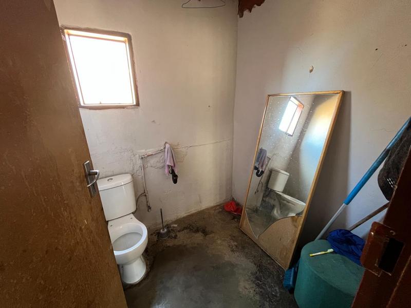 5 Bedroom Property for Sale in Soshanguve Gauteng