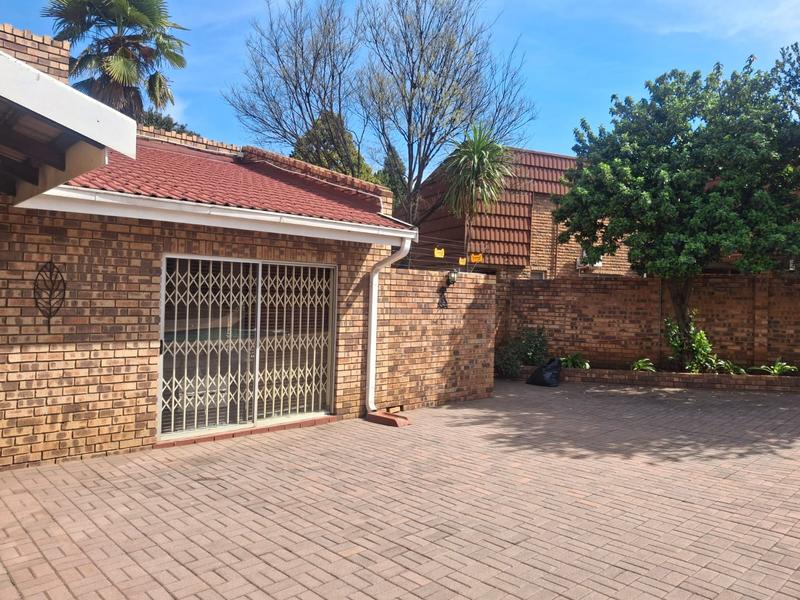 4 Bedroom Property for Sale in Vanderbijlpark SE 3 Gauteng