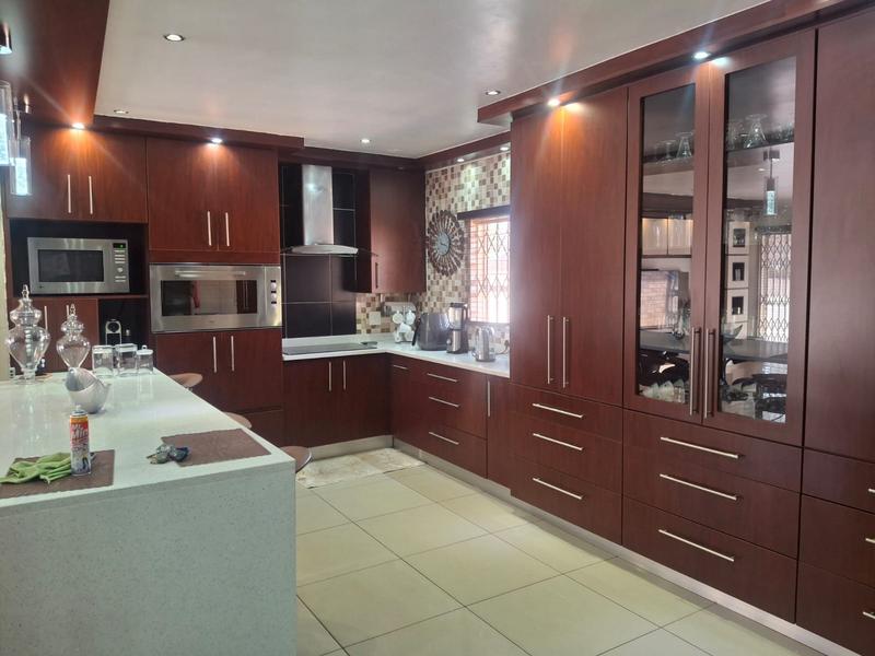 4 Bedroom Property for Sale in Vanderbijlpark SE 3 Gauteng