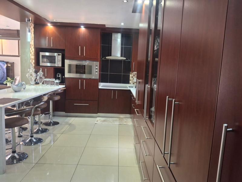 4 Bedroom Property for Sale in Vanderbijlpark SE 3 Gauteng