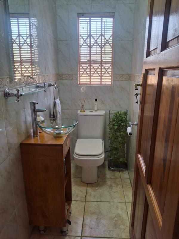 4 Bedroom Property for Sale in Vanderbijlpark SE 3 Gauteng