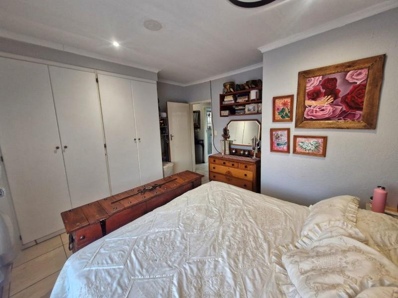 2 Bedroom Property for Sale in Annlin Gauteng