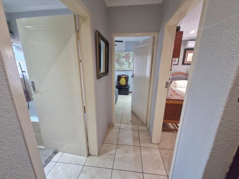 2 Bedroom Property for Sale in Annlin Gauteng