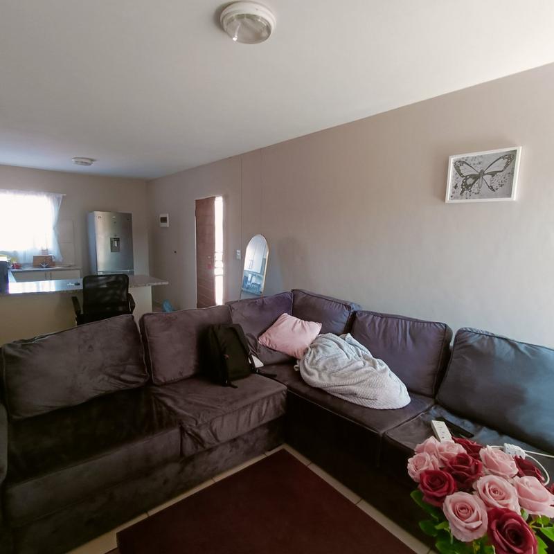2 Bedroom Property for Sale in Annlin-wes Gauteng